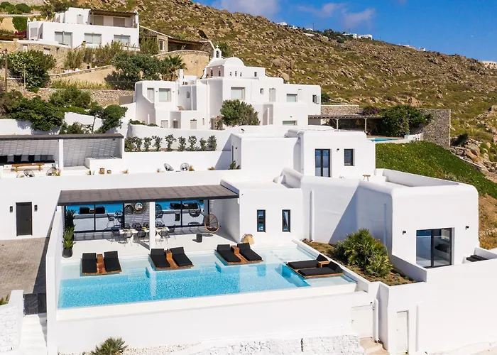 Villa Psarou Black *