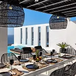 Psarou Black * Platys Gialos (Mykonos)