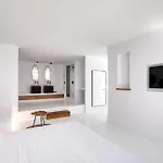 Psarou Black * Platys Gialos (Mykonos)