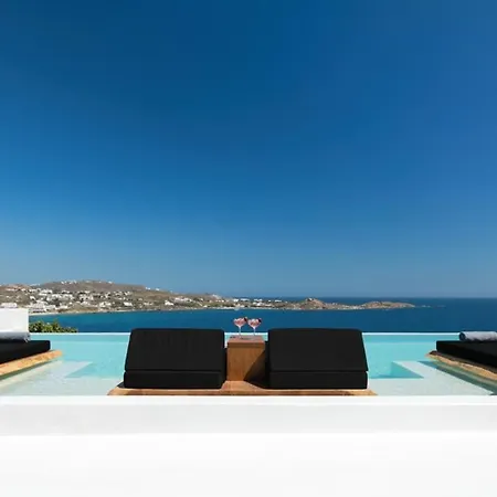 Villa Psarou Black