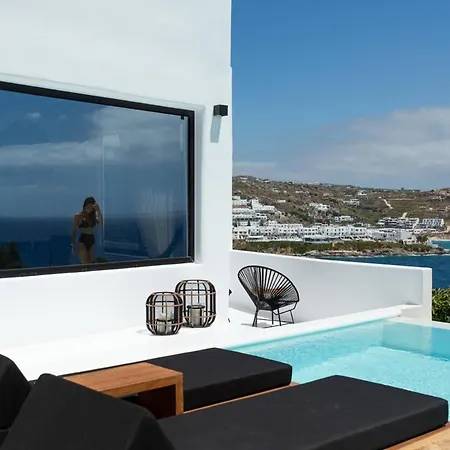 Psarou Black Villa *
