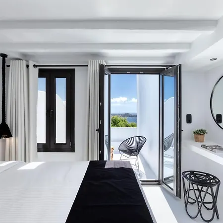 Villa Psarou Black