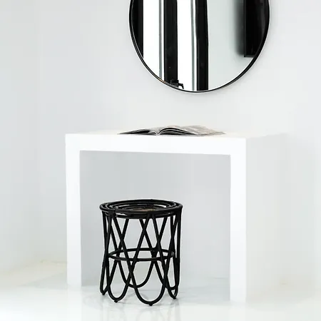Psarou Black Platis Gialos