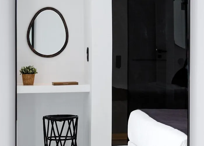 Psarou Black * Platys Gialos (Mykonos)