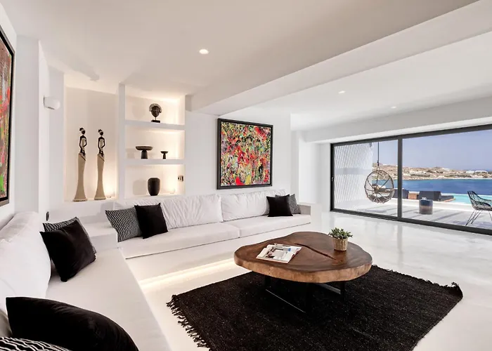 Psarou Black Platys Gialos (Mykonos)