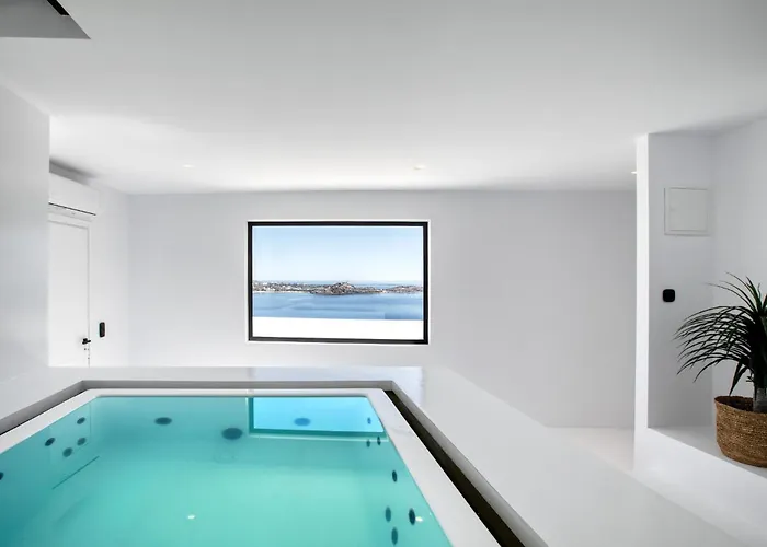 Psarou Black Willa *