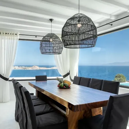 Psarou Black Villa