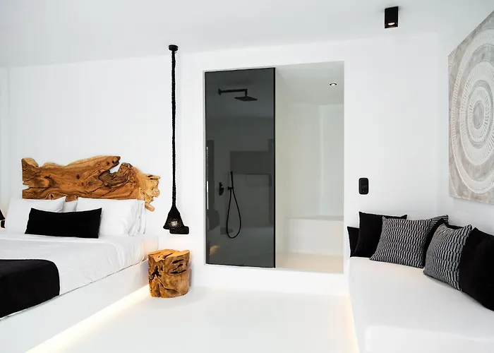 Willa Psarou Black Platys Gialos (Mykonos)