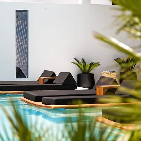 Psarou Black Villa *